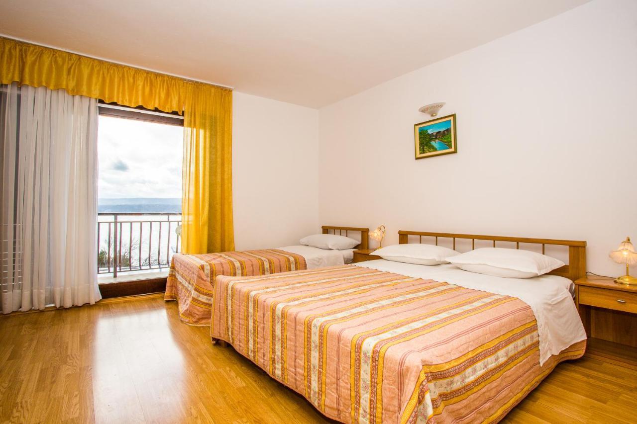 Apartmani Pava Omiš Екстериор снимка