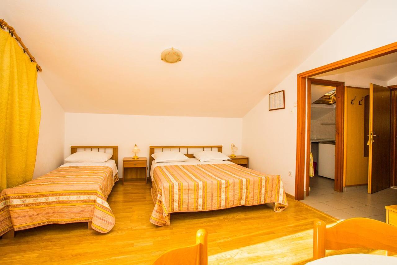 Apartmani Pava Omiš Екстериор снимка