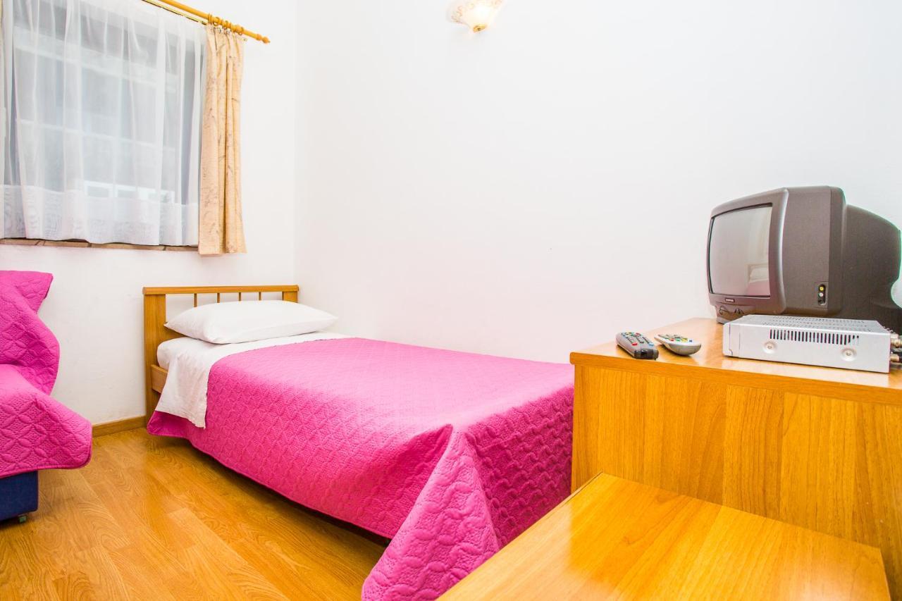 Apartmani Pava Omiš Екстериор снимка