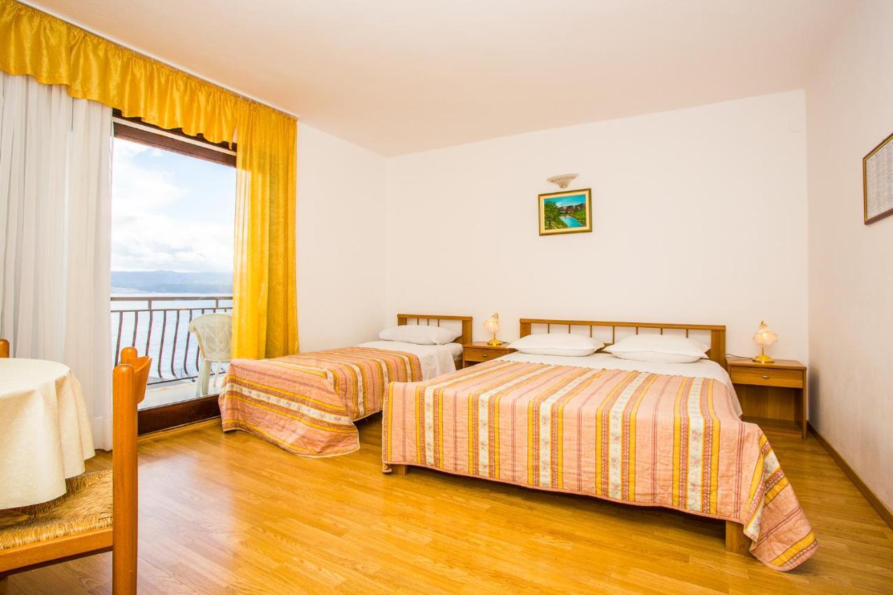 Apartmani Pava Omiš Екстериор снимка