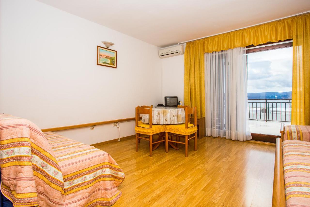 Apartmani Pava Omiš Екстериор снимка