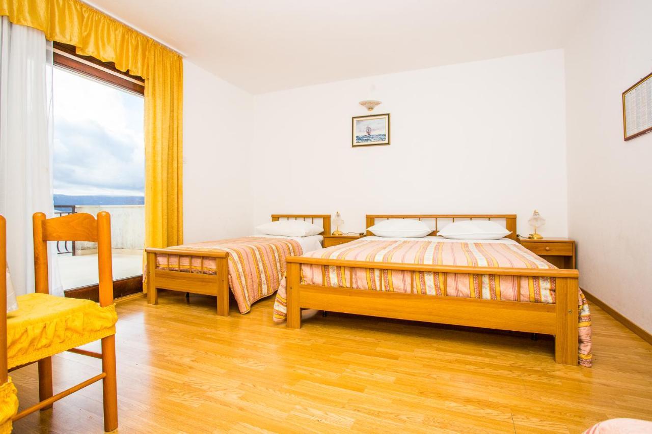Apartmani Pava Omiš Екстериор снимка
