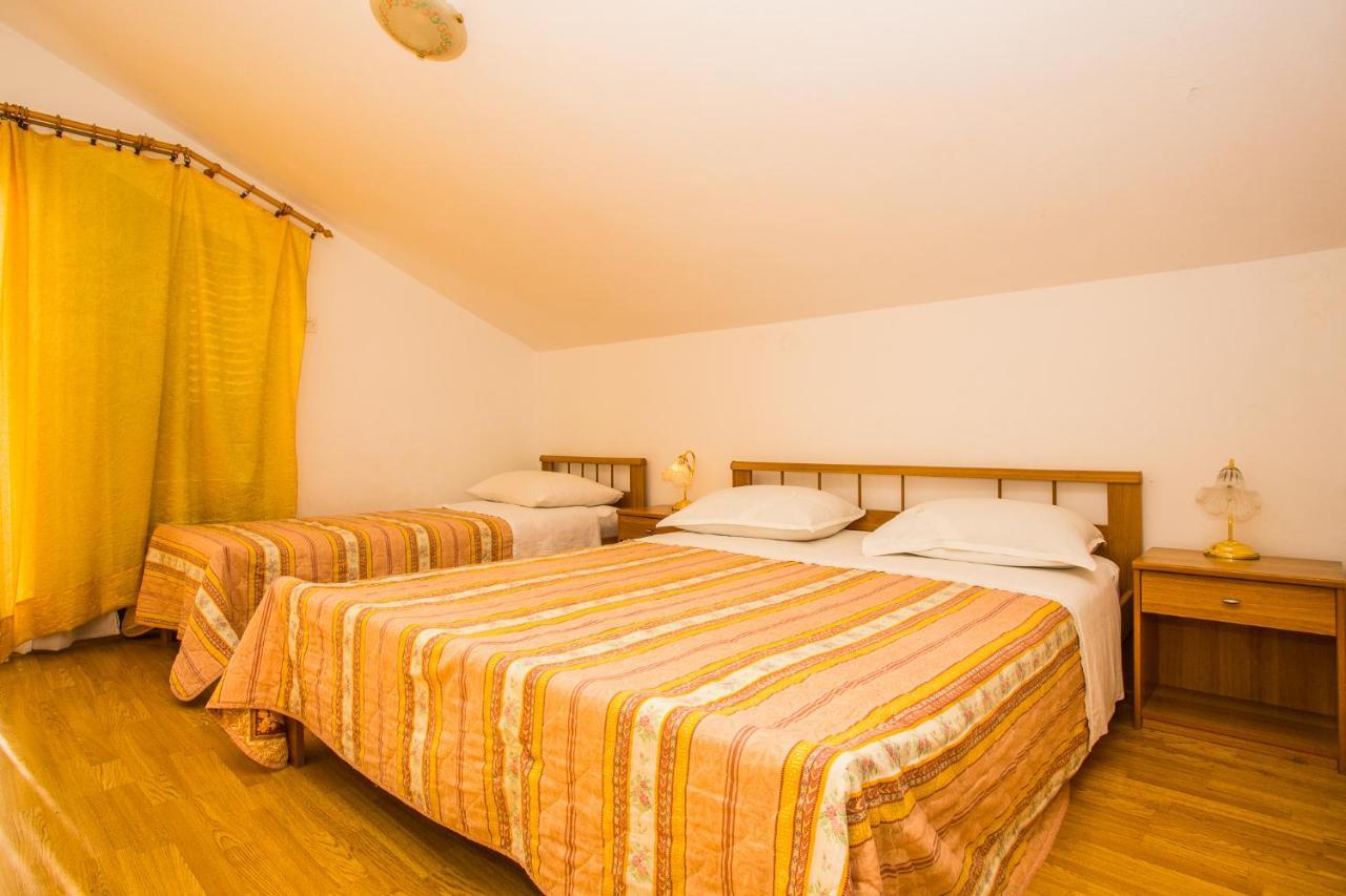 Apartmani Pava Omiš Екстериор снимка